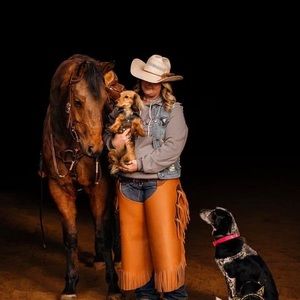 Meet your Posher, Jasmine